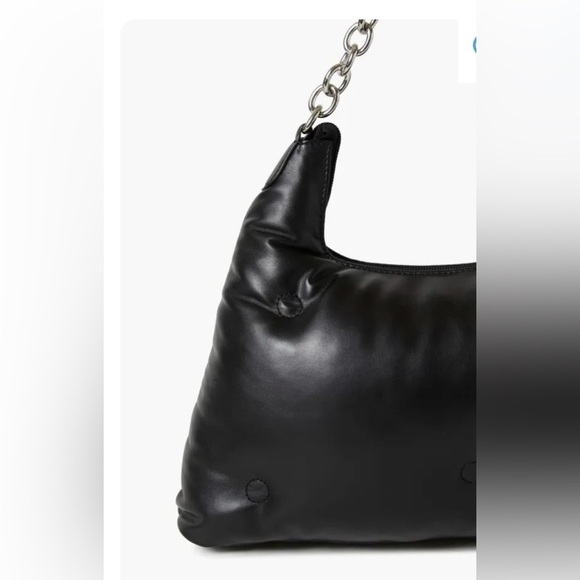 🖤NWT-FOREVER 21 Quilted Black Faux Leather Shoulder Bag W/ Silver chain strap🖤 - Picture 3 of 14